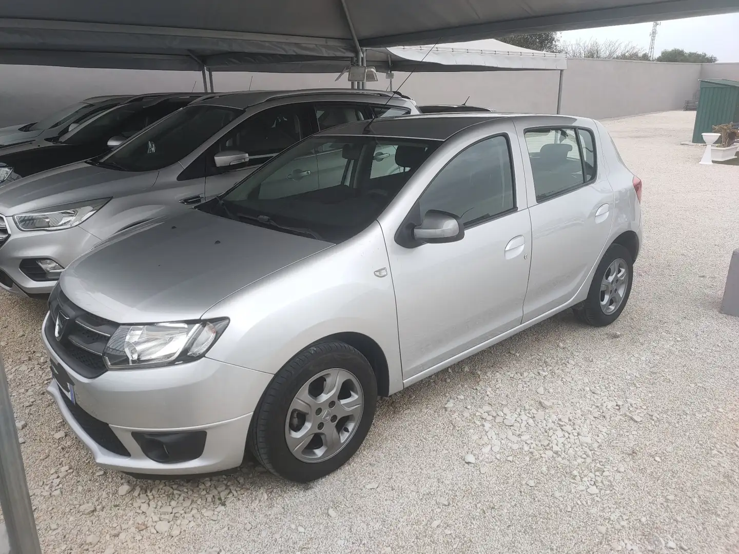 Dacia Sandero 1.5 dci Laureate s&s 75cv E6 - 1