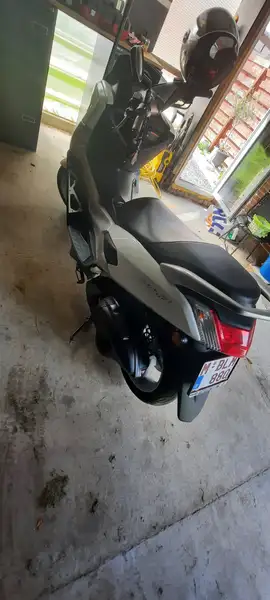 Yamaha NMAX 125 - foto 7