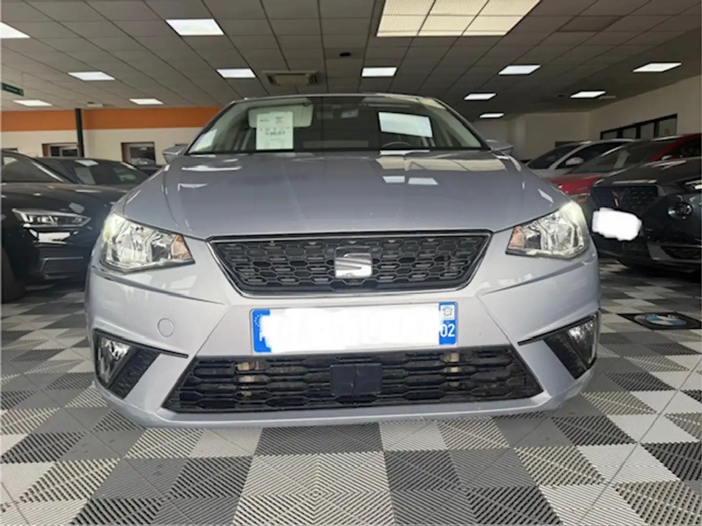SEAT Ibiza Reference Gris - 1