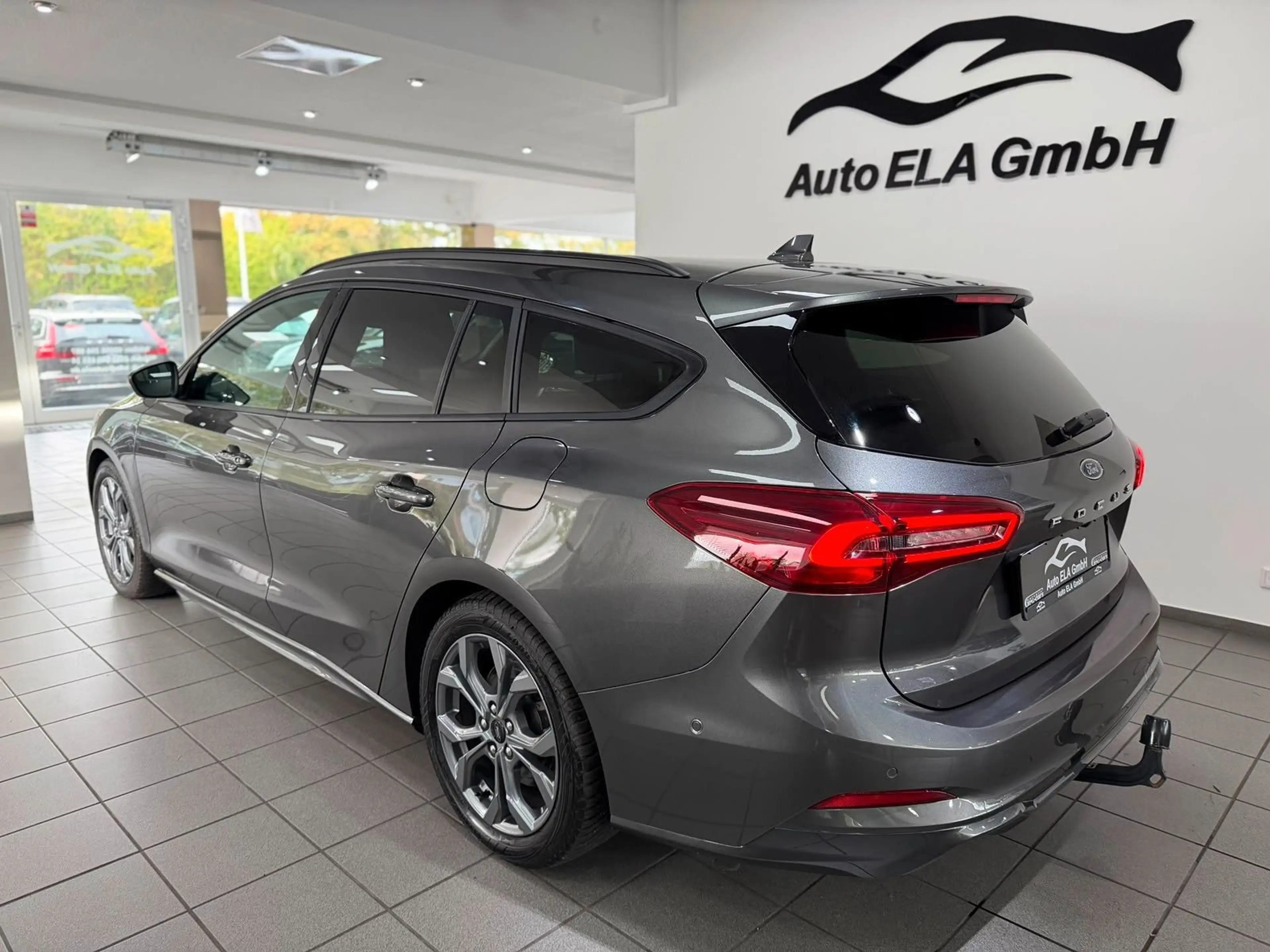 Ford Focus Turnier ST-Line X 1.Hand|AHK|Kamera|Navi — photo 4