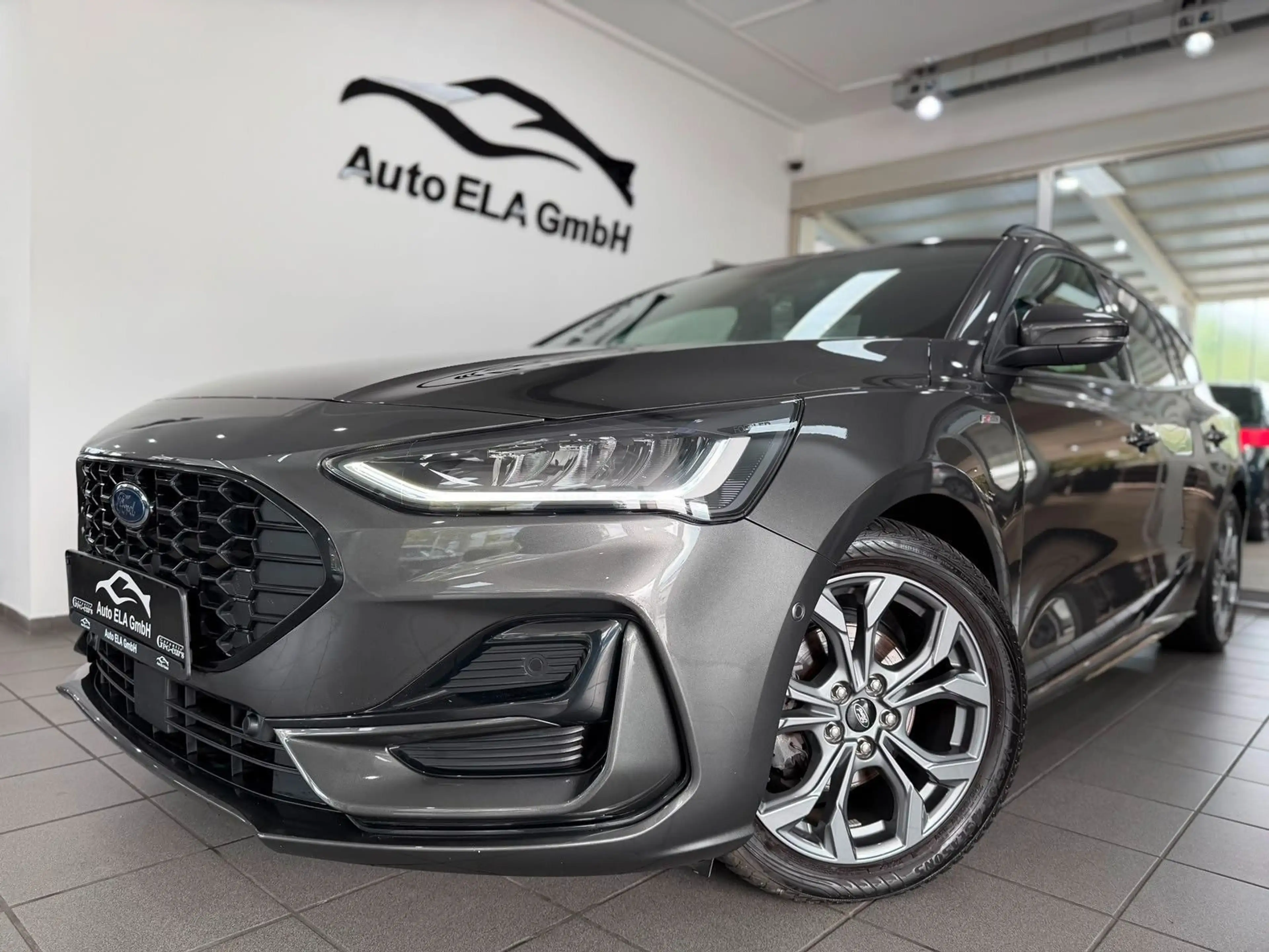 Ford Focus Turnier ST-Line X 1.Hand|AHK|Kamera|Navi — photo 3
