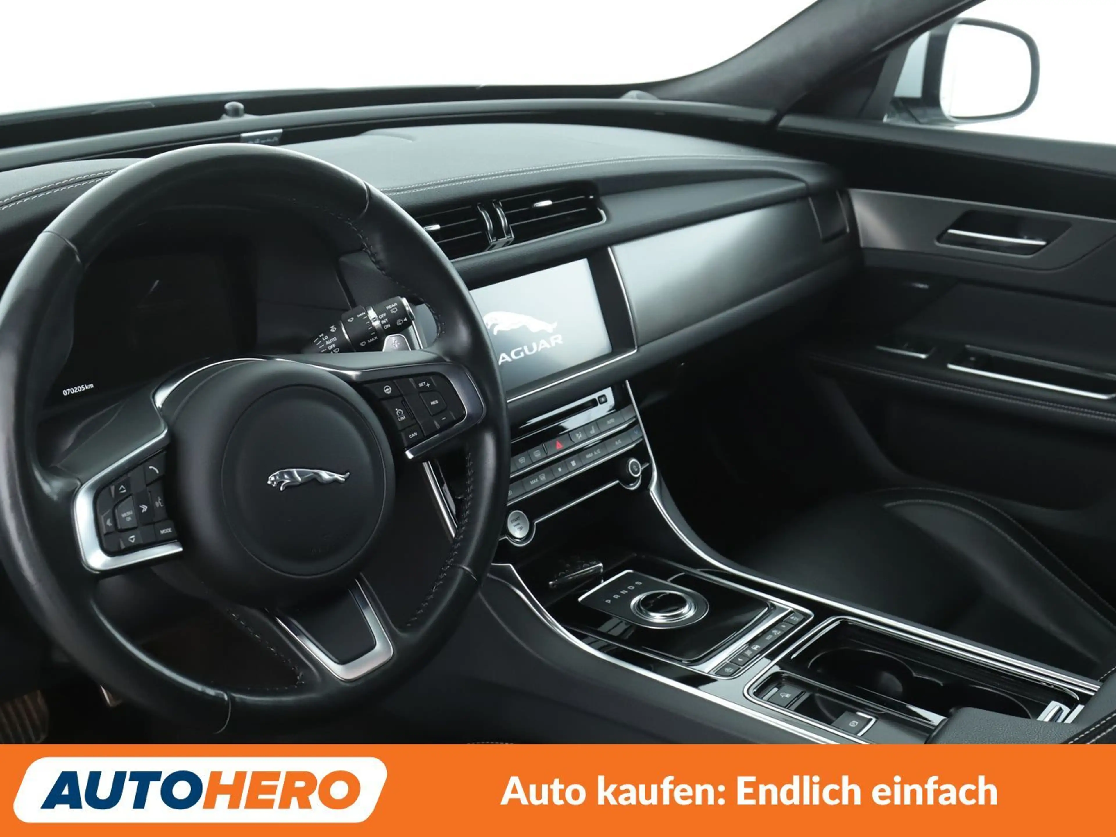 Jaguar XF 25d Chequered Flag AWD Aut.*LED*TEMPO*PLA* — photo 11