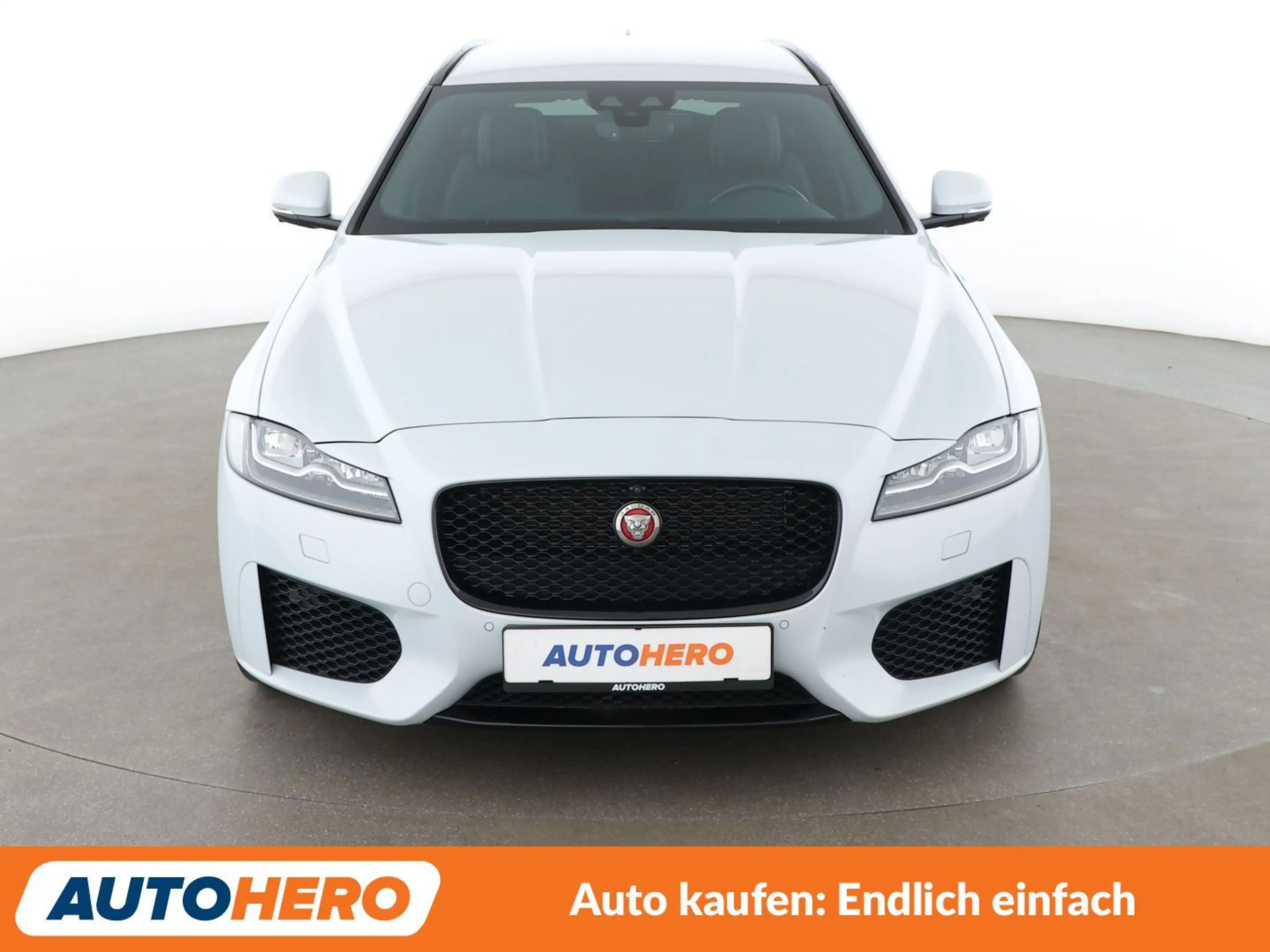 Jaguar XF 25d Chequered Flag AWD Aut.*LED*TEMPO*PLA* — photo 9