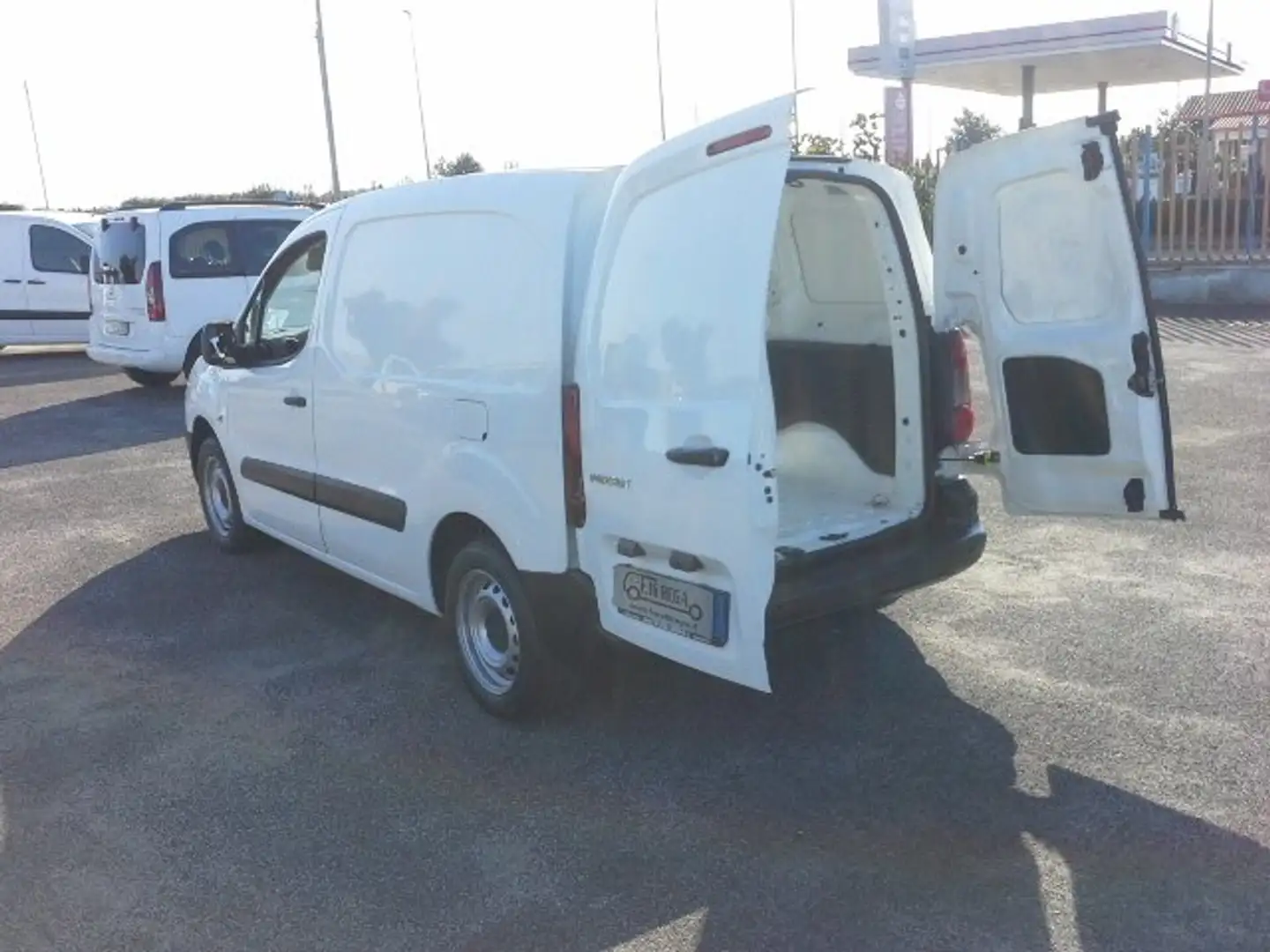 Peugeot Partner 1.6 HDI 100CV FURGONE CORTO 3 POSTI VAN N1 Weiß - 2