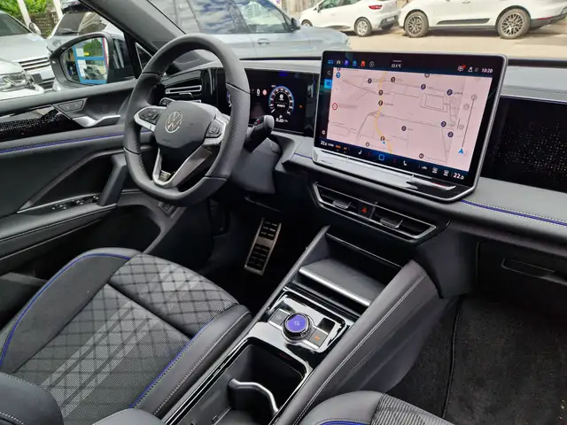 Volkswagen Tiguan view 8