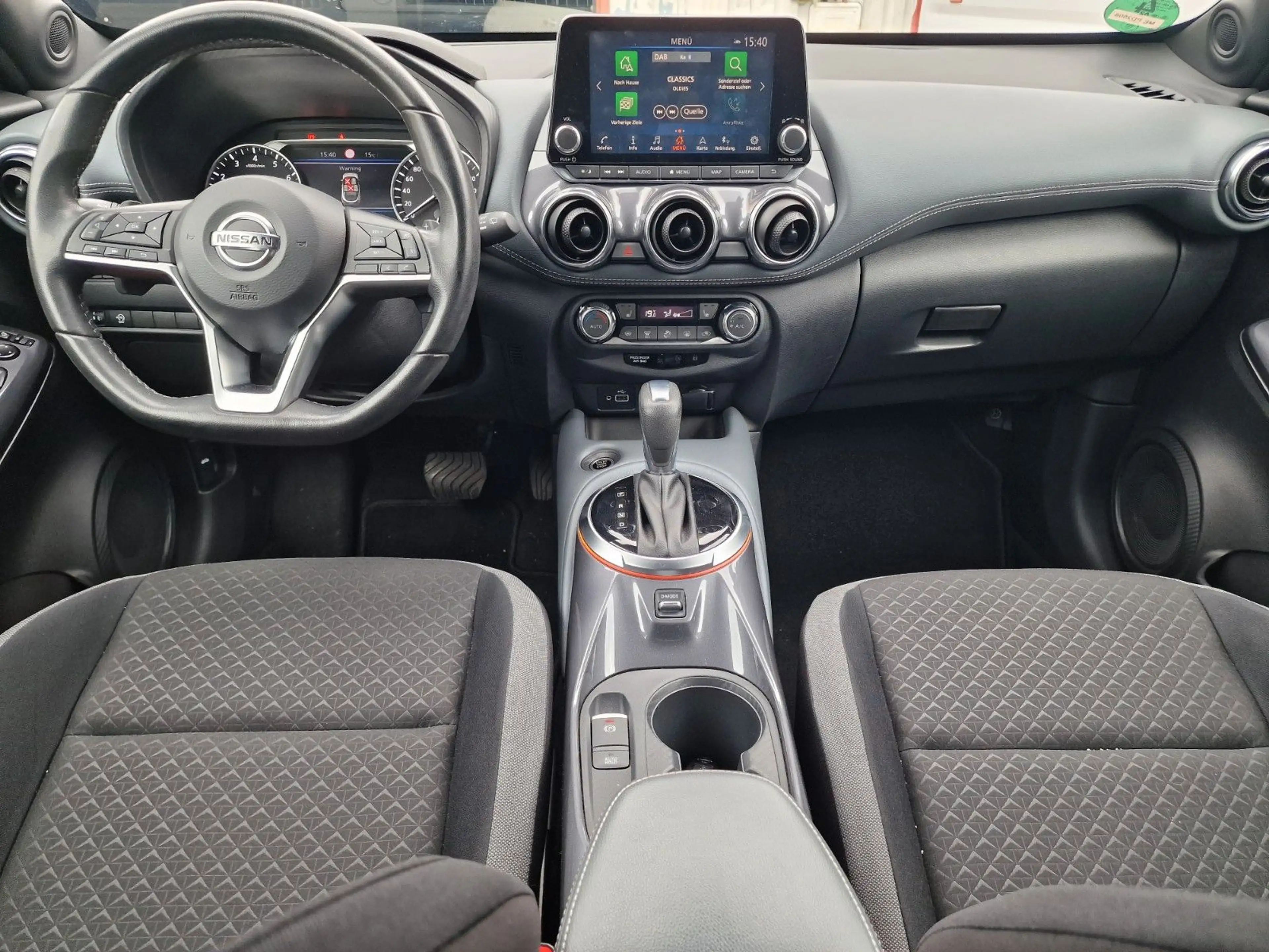 Nissan Juke — photo 10