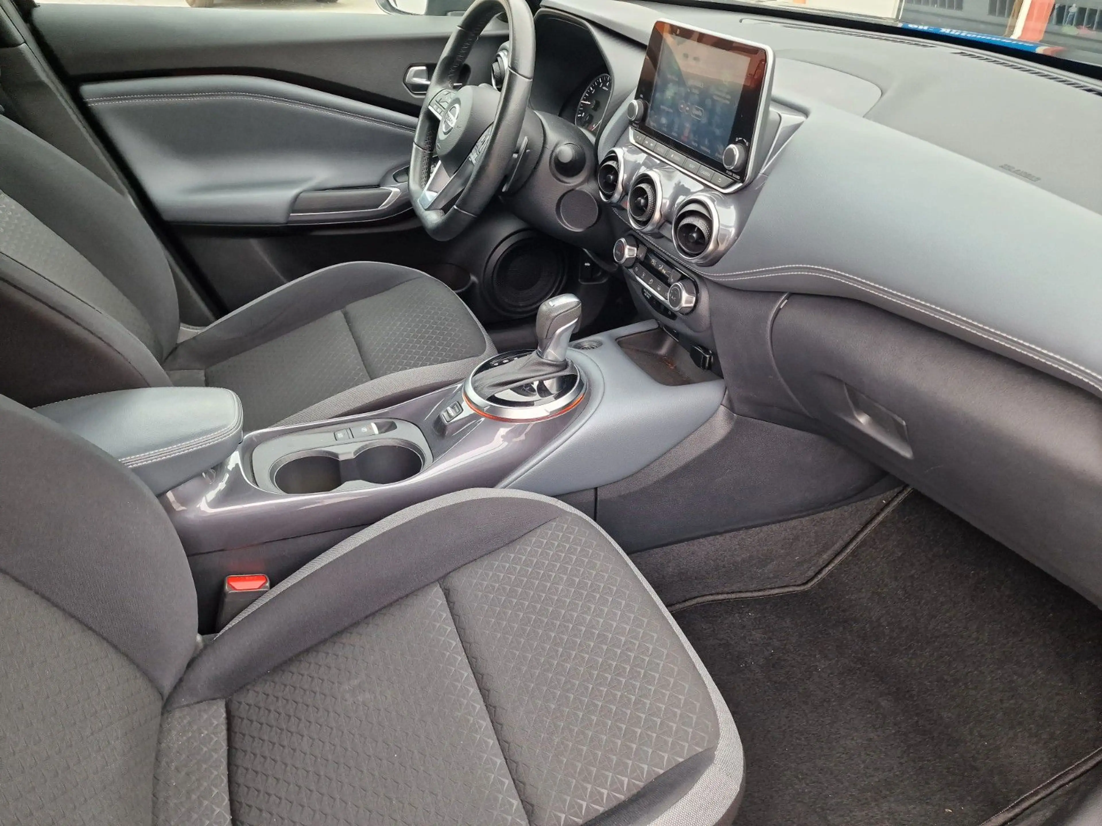Nissan Juke — photo 8