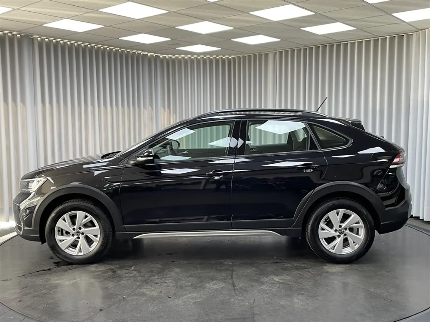 Volkswagen Taigo 1.0 TSi / Navi / LED / App / Digi Dashb. / ... Negru - 2