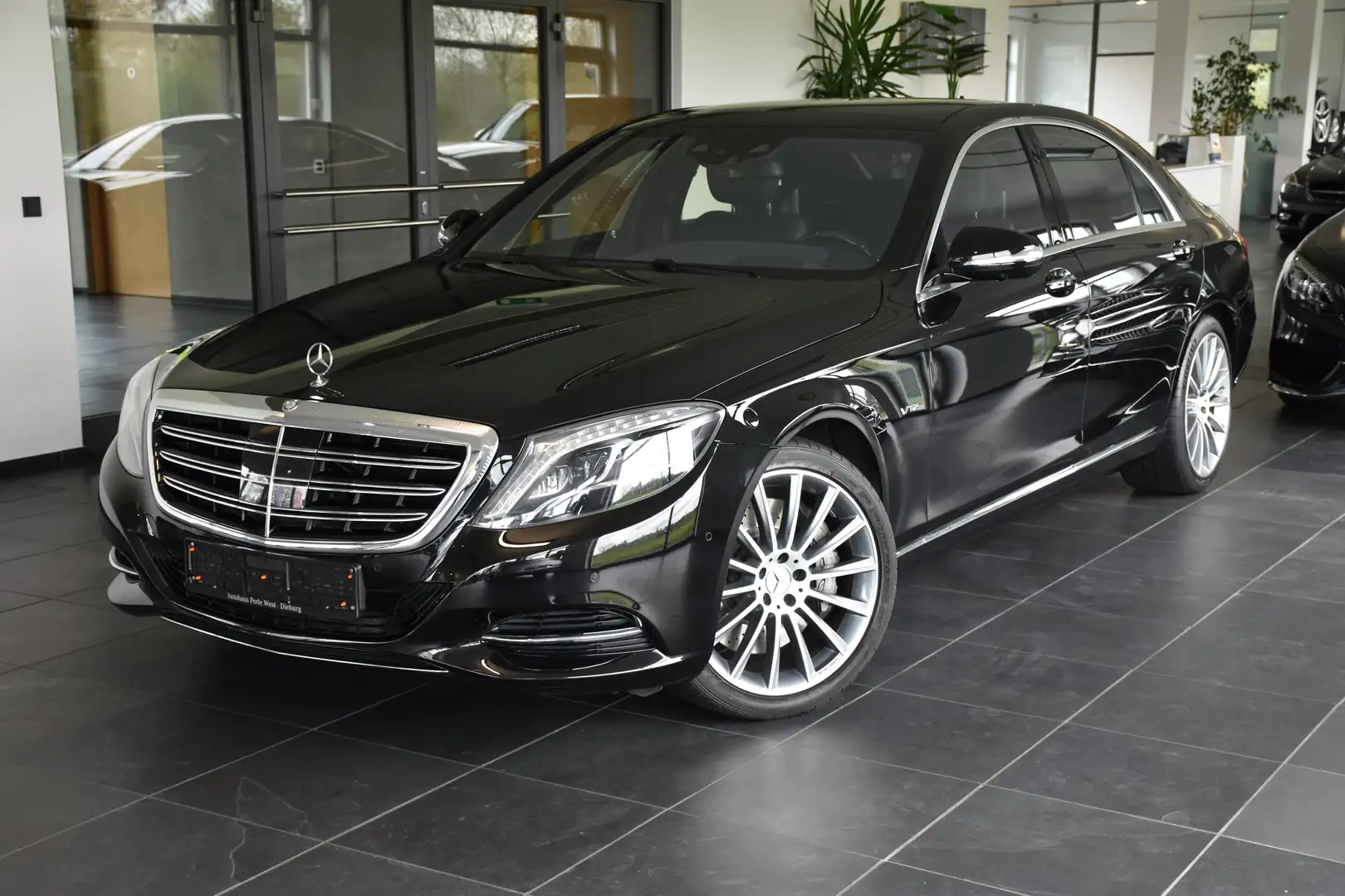 Mercedes-Benz S 600 L V12 EXKLUSIV"FIRST-CLASS"FOND-ENT"PANO"LED"360CA Noir - 1