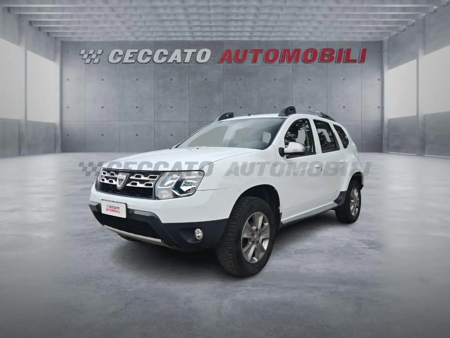 Dacia Duster Duster 1.6 Laureate 4x2 s&s 115cv my17 Bianco - 1