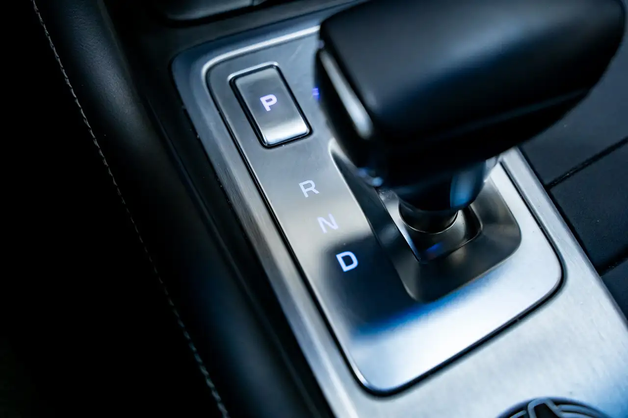Genesis G70 photo Genesis G70