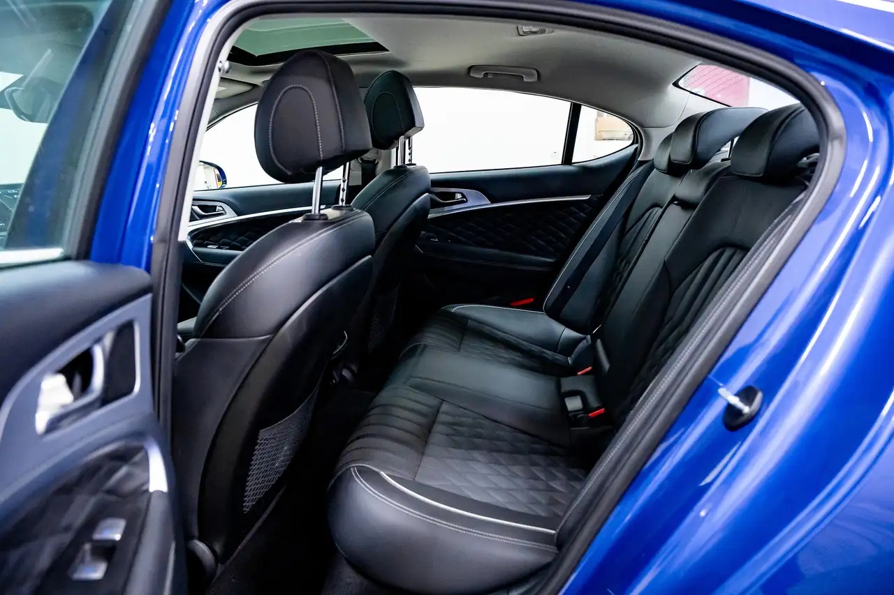 Genesis G70 photo Genesis G70