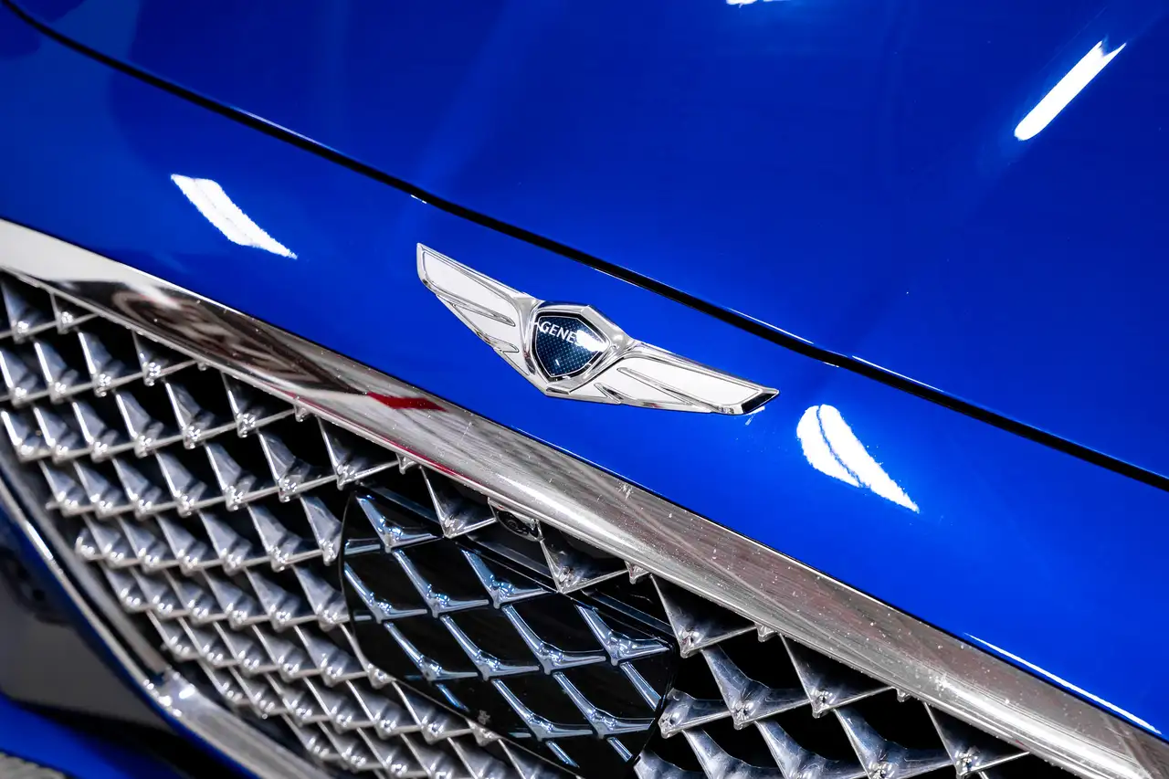 Genesis G70 photo Genesis G70
