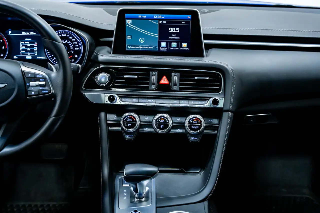 Genesis G70 photo Genesis G70