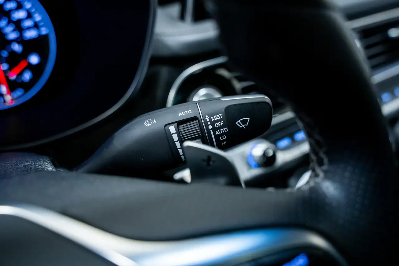 Genesis G70 photo Genesis G70