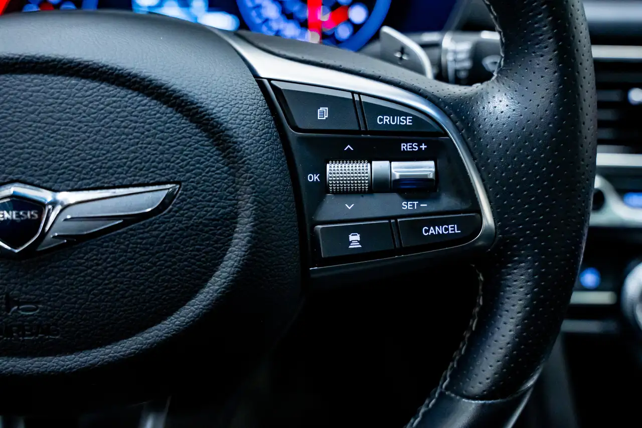 Genesis G70 photo Genesis G70