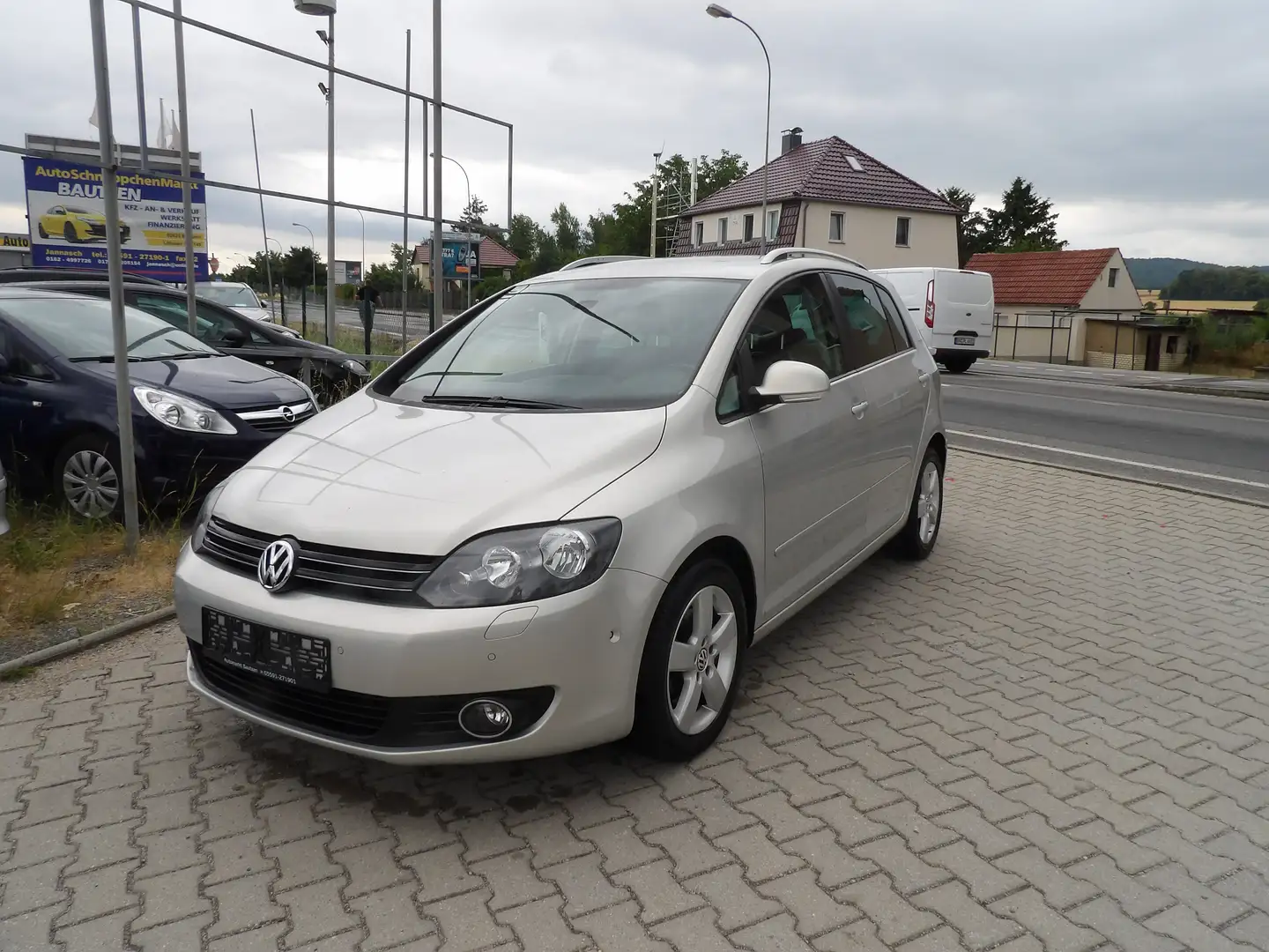 Volkswagen Golf Plus Team Klima Alu. Selbsteinparksystem HU AUNeu Grijs - 1