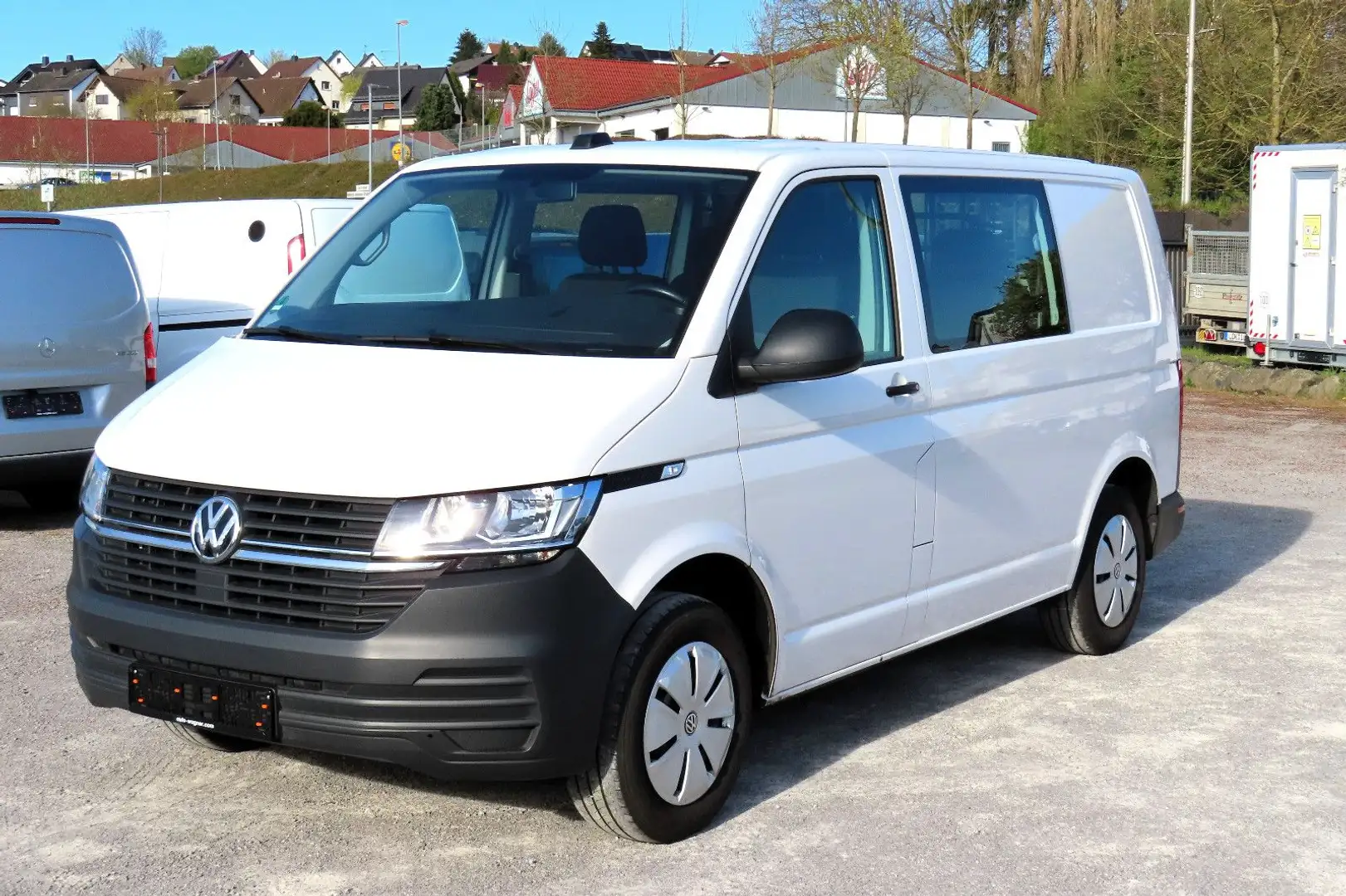 Volkswagen T6 Kombi T6.1 DoKa 5-Sitze Navi Klima Sitzheizg Regal AHK Blanco - 1