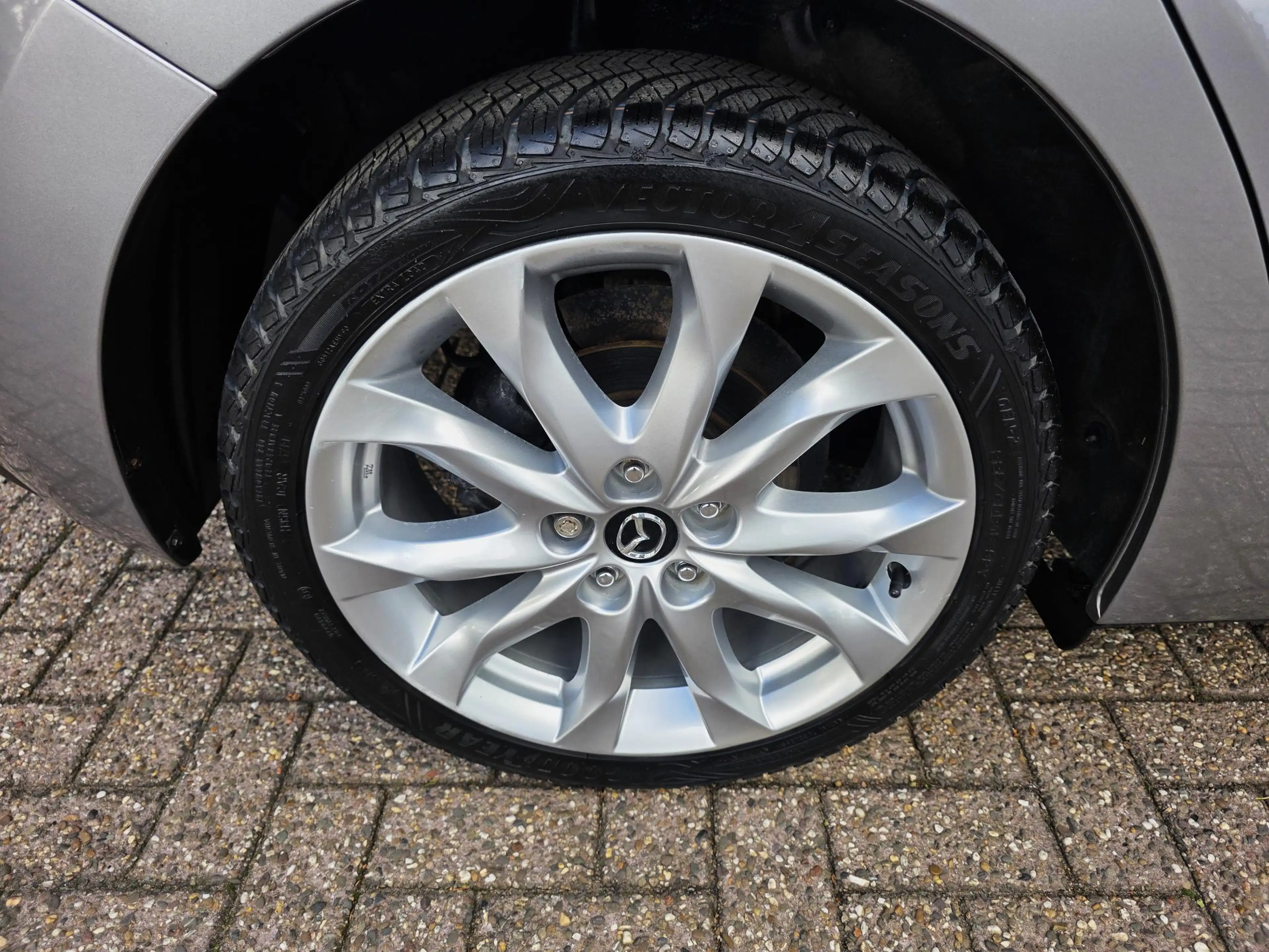 Mazda 3 2.0 HP GT-M — photo 9