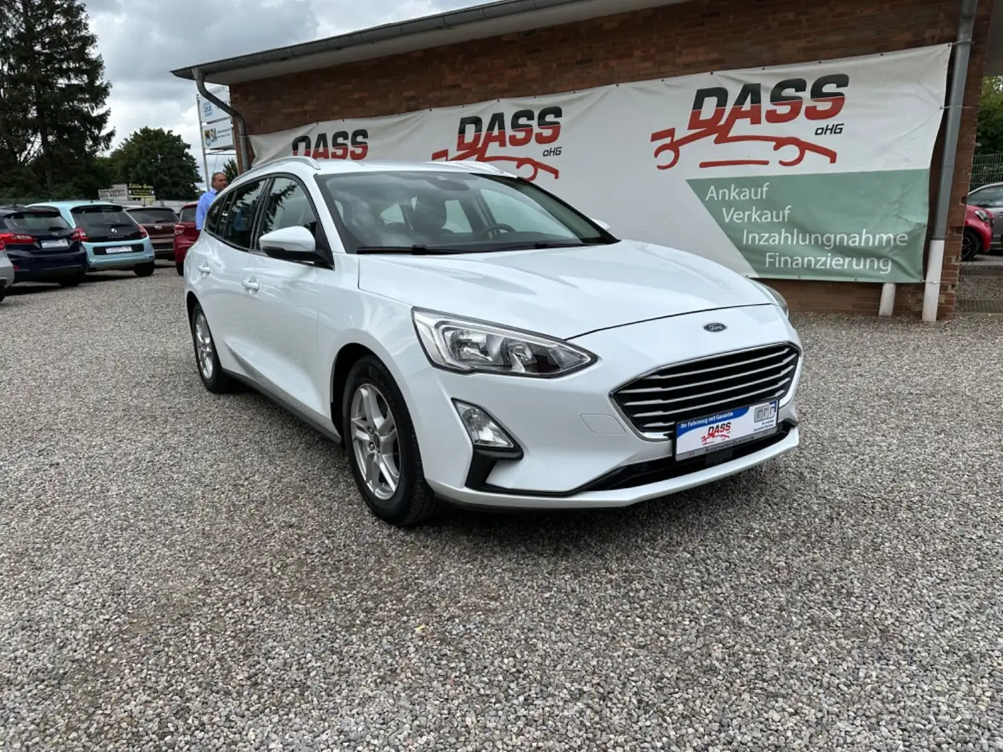 Ford Focus Turnier Cool & Connect Blanc - 1