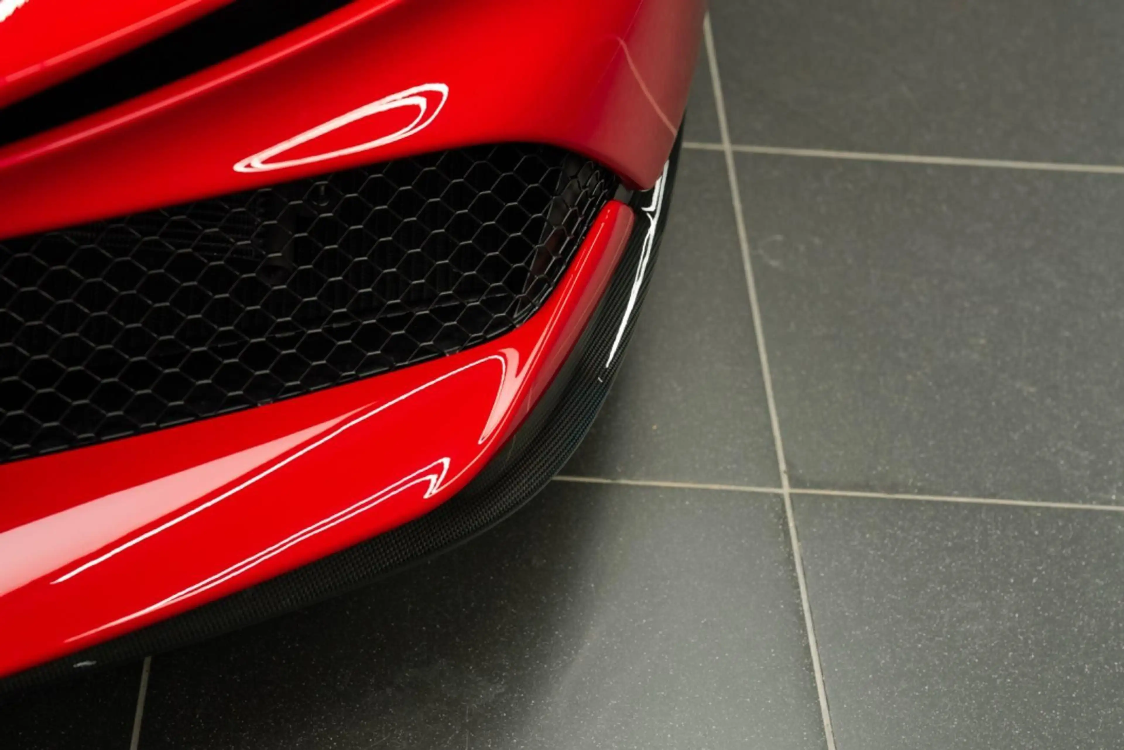 Ferrari SF90 Stradale FIORANO/CARBON/CAM — photo 11