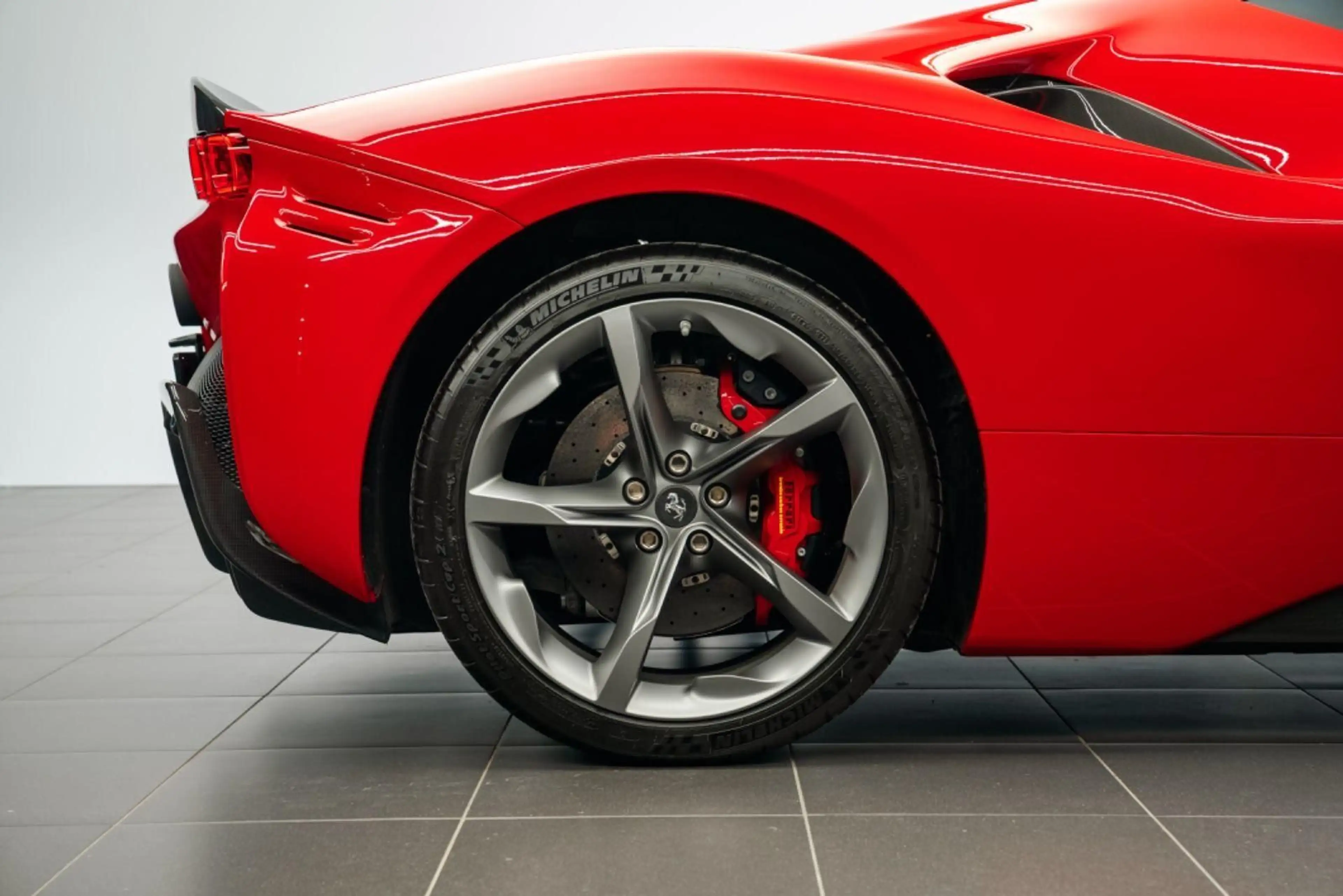 Ferrari SF90 Stradale FIORANO/CARBON/CAM — photo 7