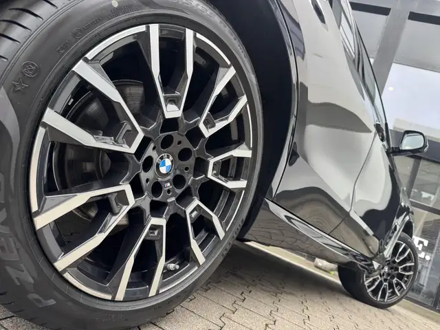 BMW X5 X5 view 4