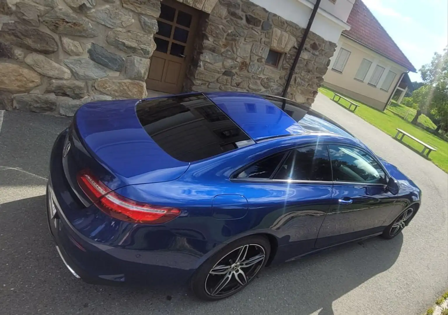 Mercedes-Benz E 220 E 220 d Aut. - 1