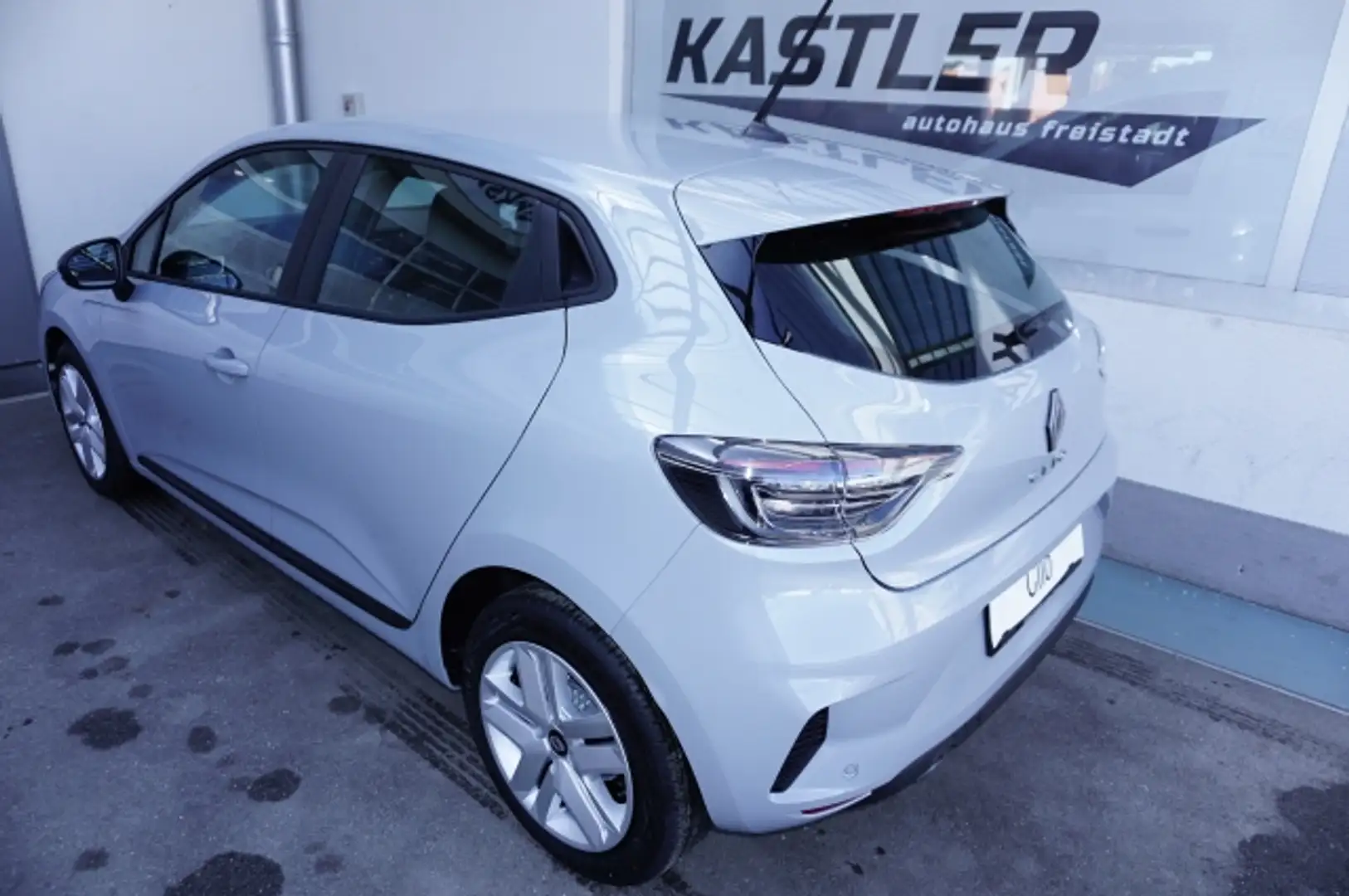 Renault Clio Evolution SCe65 Grau - 2