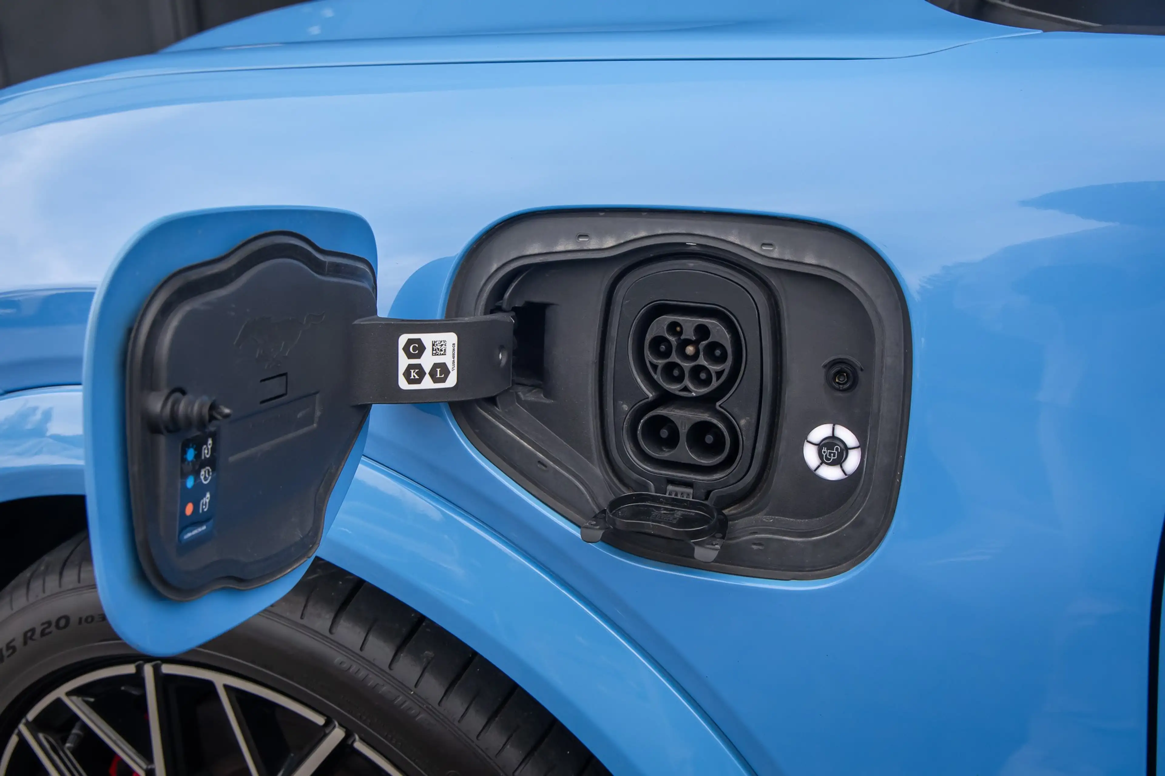 Ford Mustang Mach-E GT Extended AWD 98 kWh | Achteruitrijcamera | Appl — photo 39