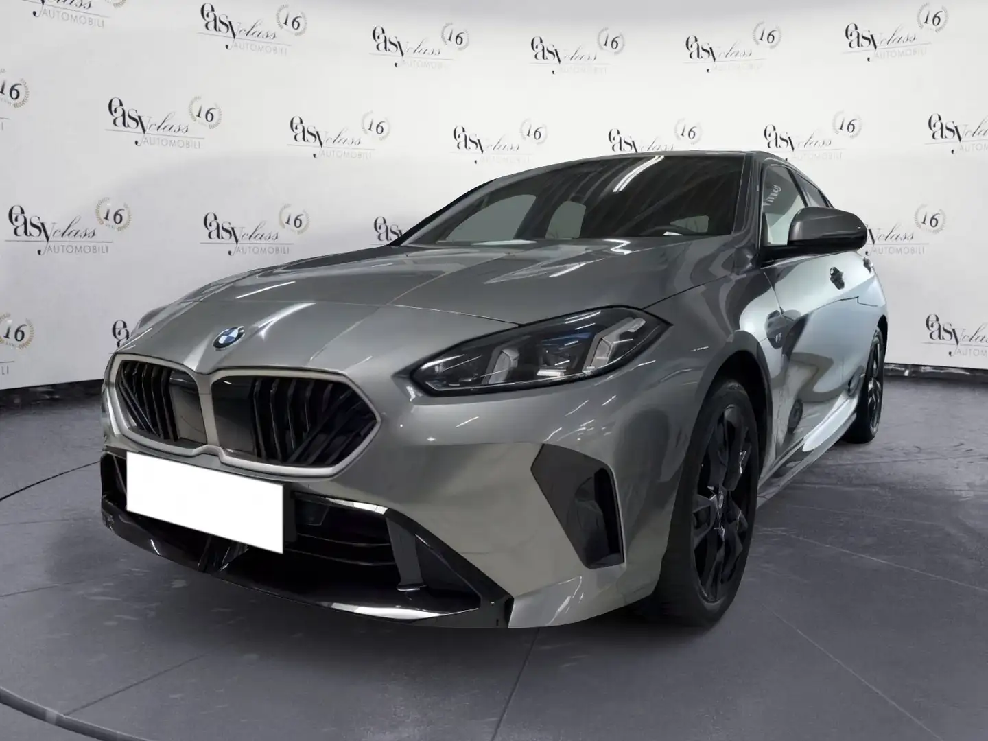 BMW 118 118d MSport Pro CAMERA LED NAVI COCKPIT Grijs - 2