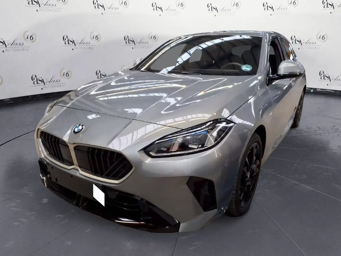 BMW 118 118d MSport Pro CAMERA LED NAVI COCKPIT Grijs - 1