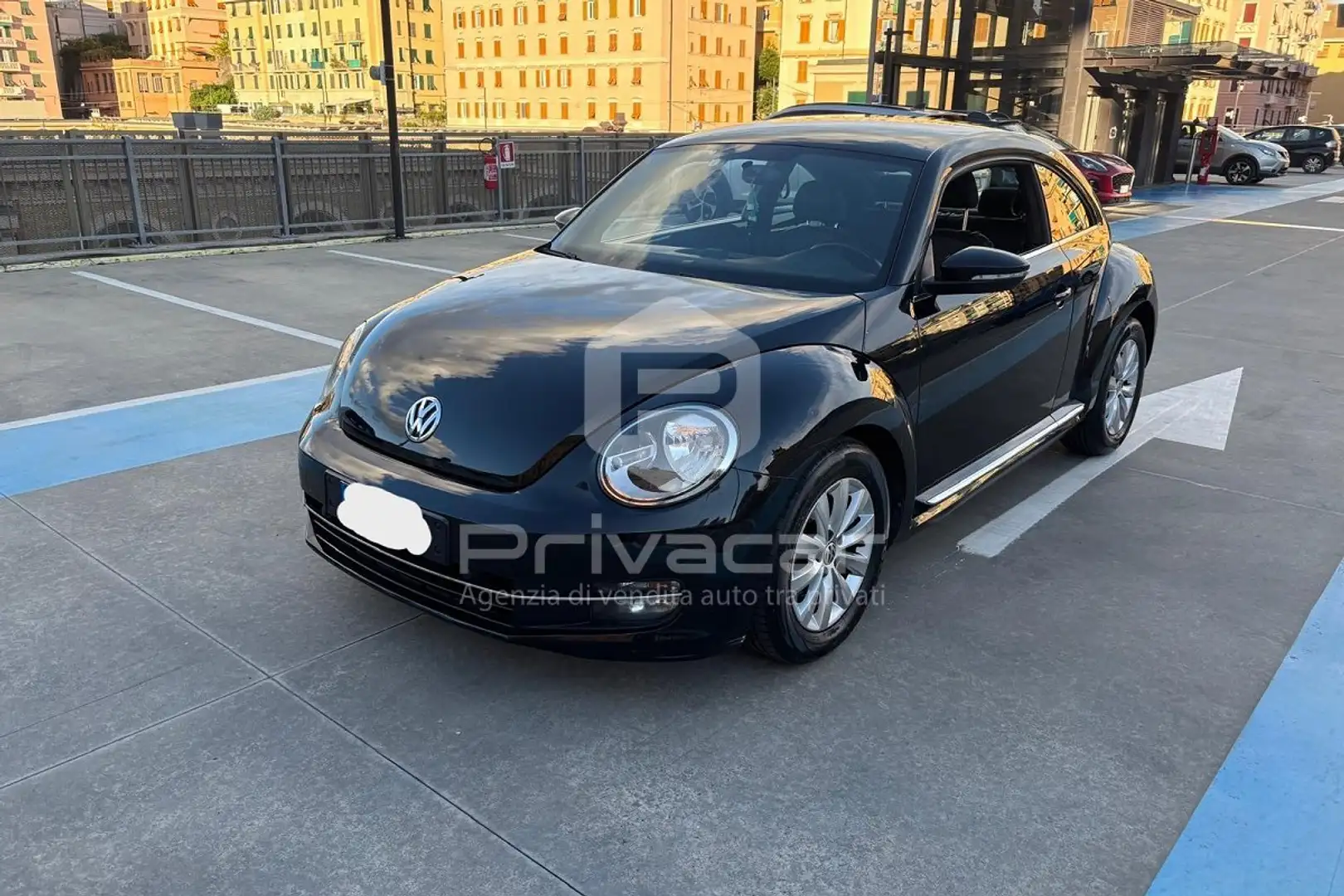 Volkswagen Maggiolino Maggiolino 1.6 TDI Design Zwart - 1