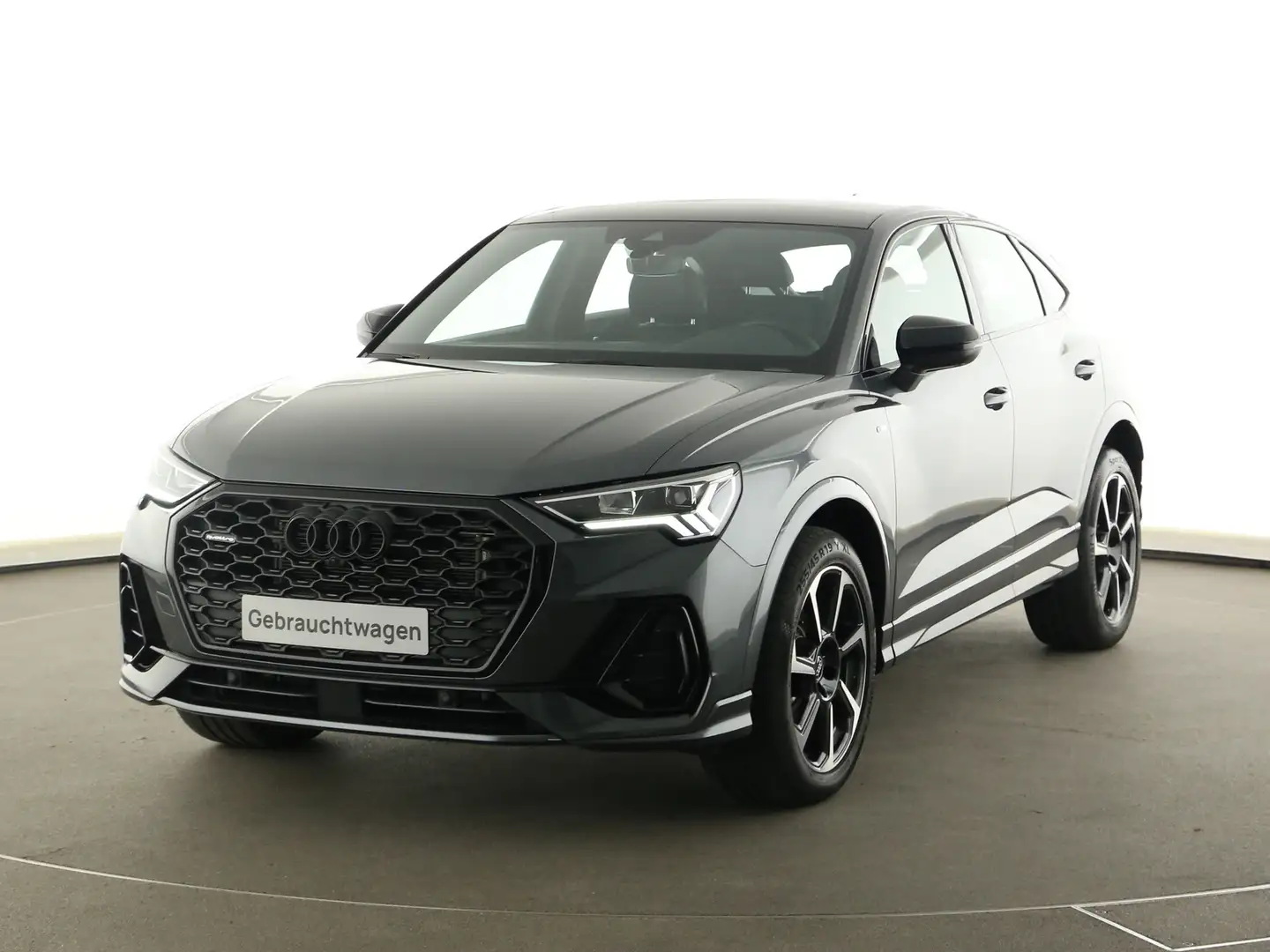 Audi Q3 Sportback 2.0 TFSI quattro S-tronic S line Grau - 2