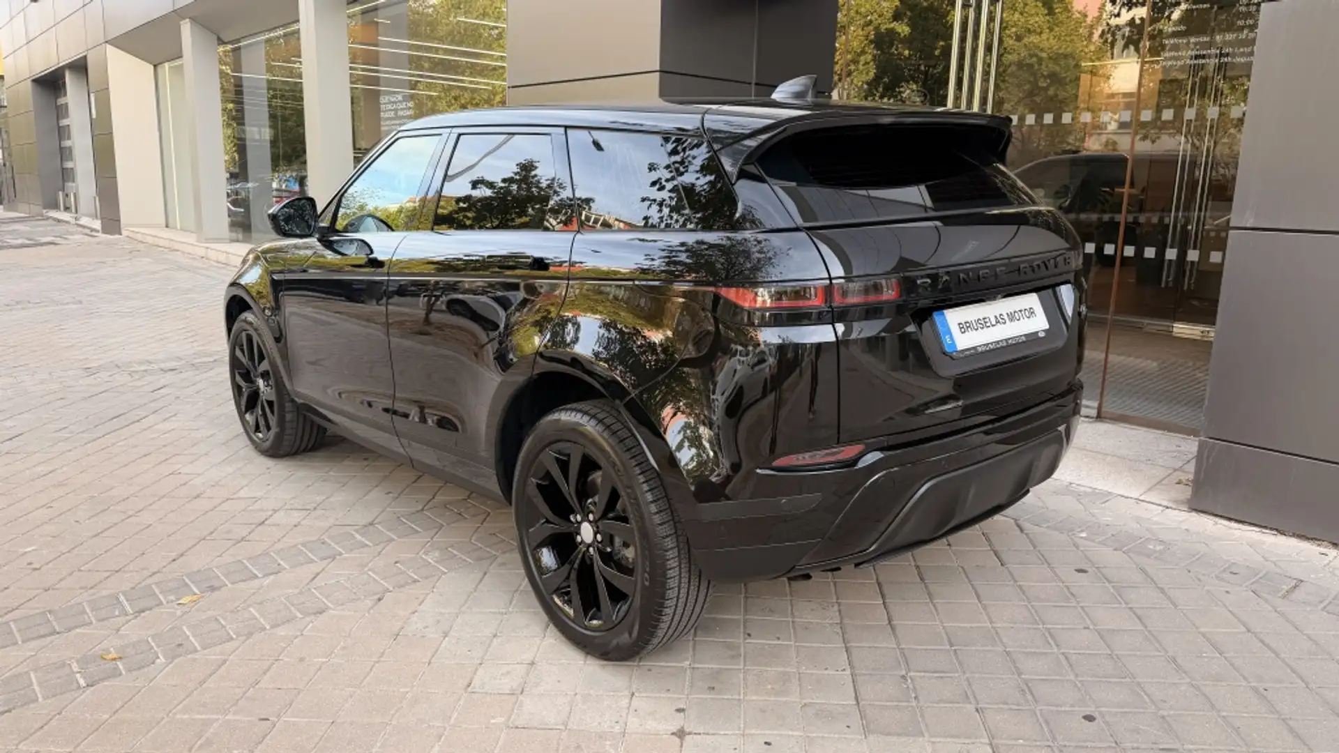 Land Rover Range Rover Evoque 2.0D I4 MHEV SE AWD Aut. 163 Negro - 2