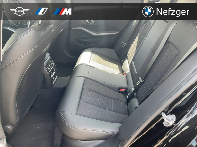 BMW 320 d Touring HUD Pano HiFi Memory RFK ACC AHK — photo 8