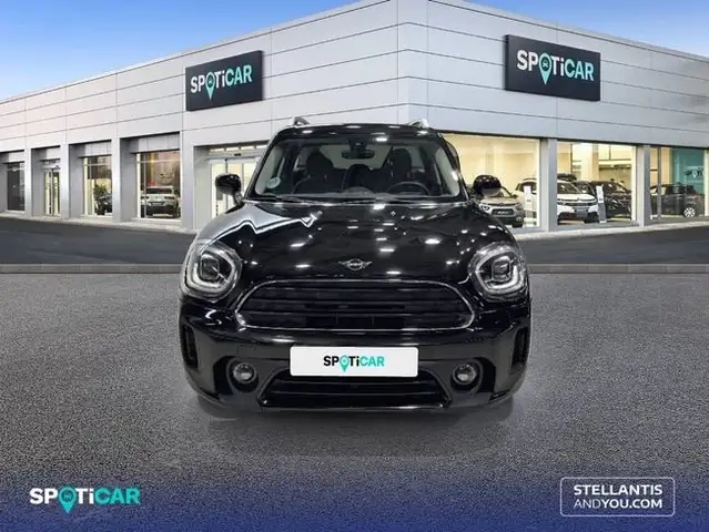 Mini Cooper Cooper view 2