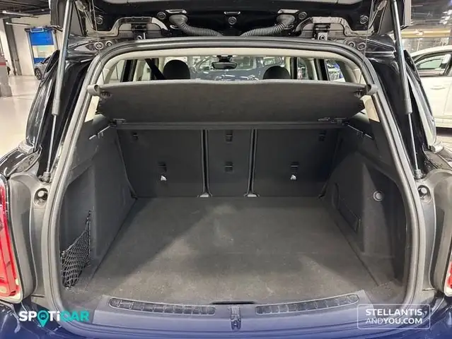 Mini Cooper Cooper view 6
