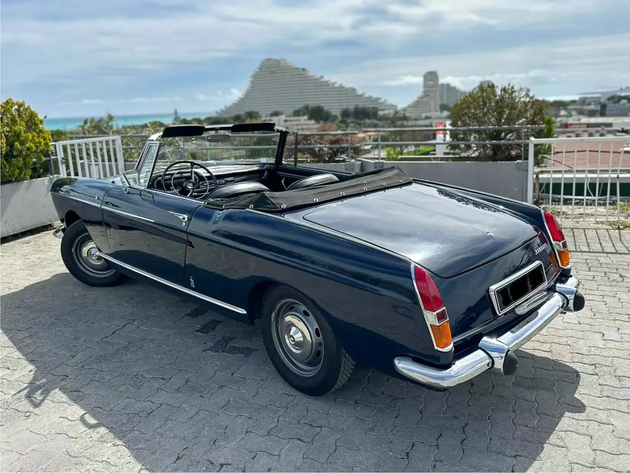 Peugeot 404, foto 2