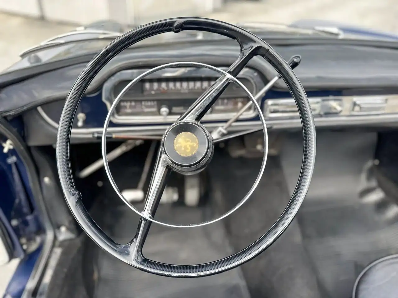 Peugeot 404, foto 8