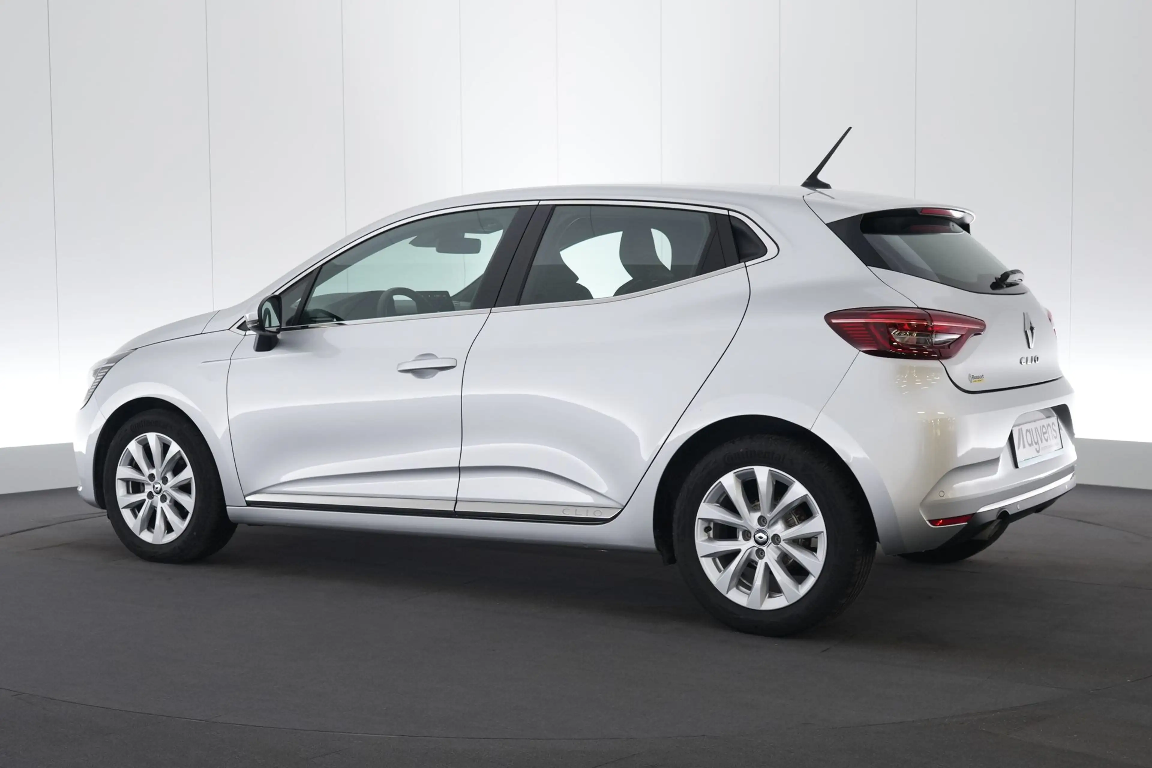 Renault Clio 1.0 TCe Intens LED GPS PDC CAM Keyless Carplay — photo 10