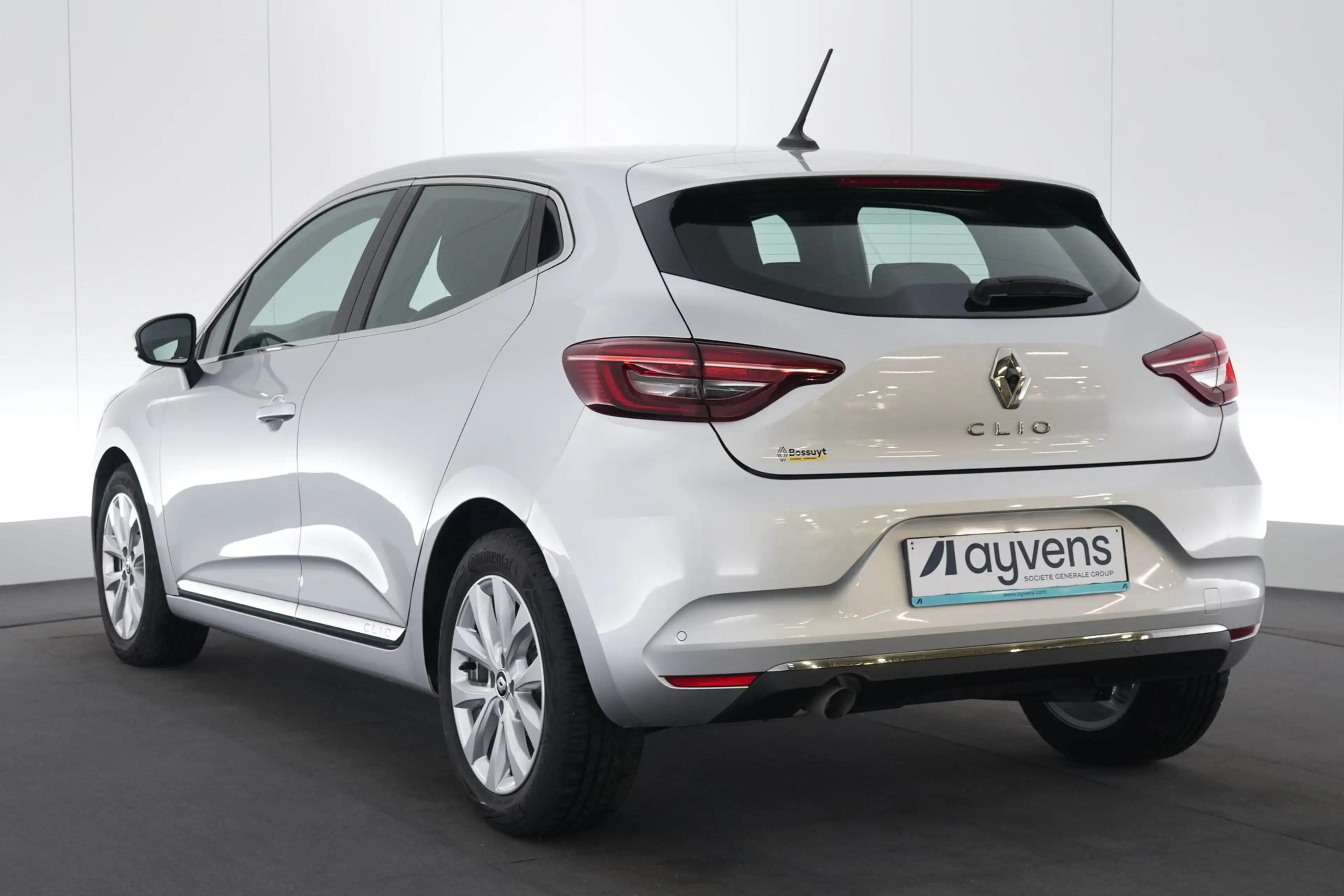 Renault Clio 1.0 TCe Intens LED GPS PDC CAM Keyless Carplay — photo 9