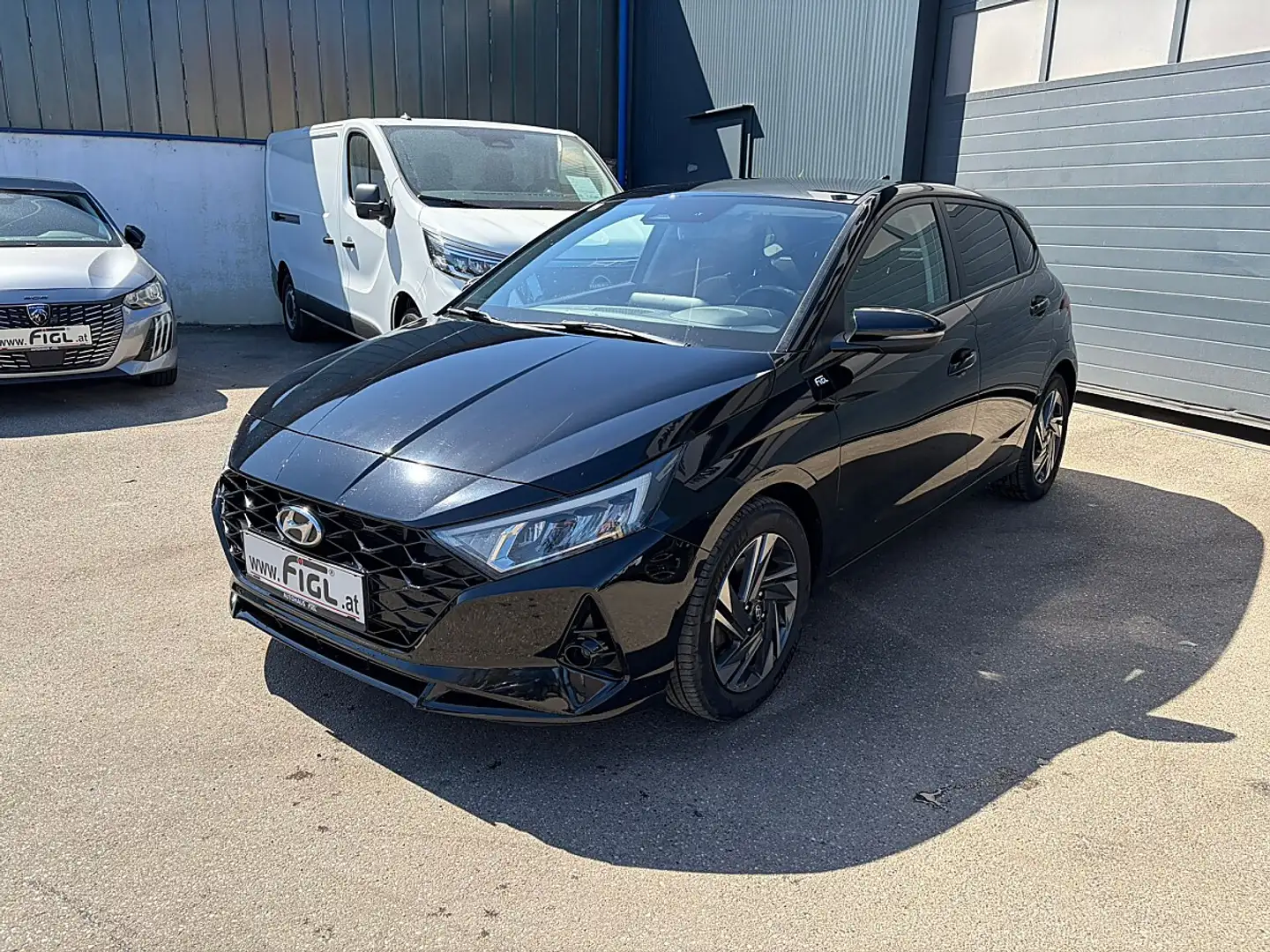 Hyundai i20 1,0 T-GDI Trend Line Schwarz - 2