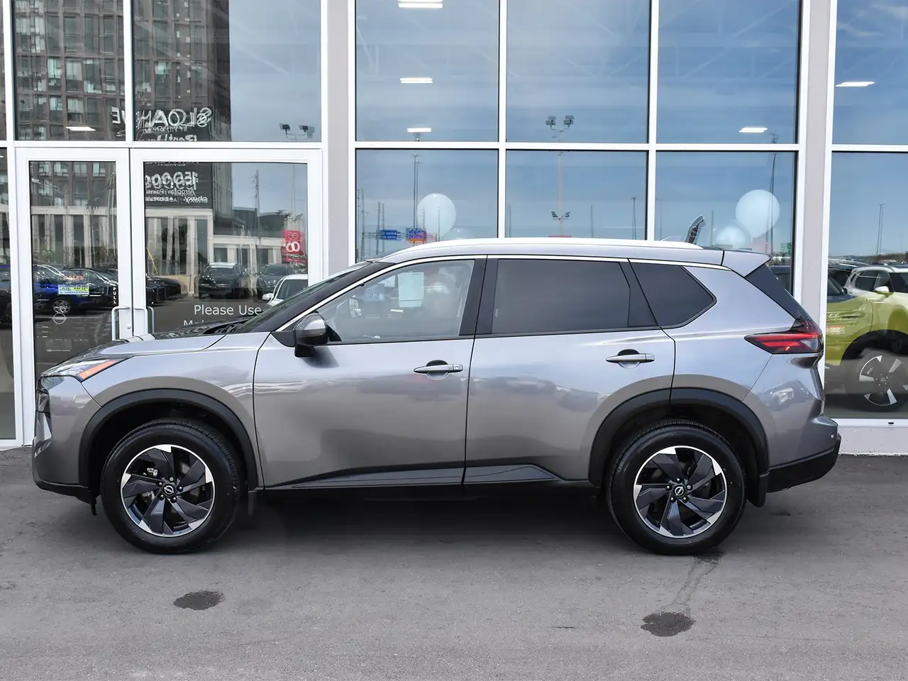 Nissan Rogue снимка Nissan Rogue