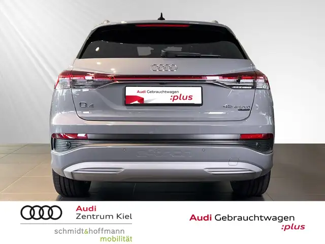 Audi Q4 E-Tron view 5