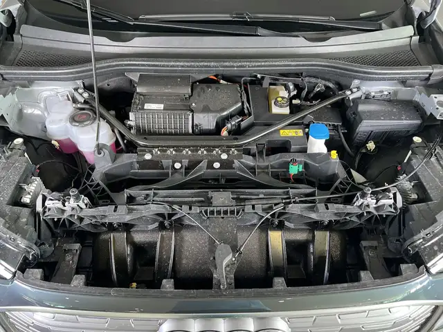 Audi Q4 E-Tron view 11