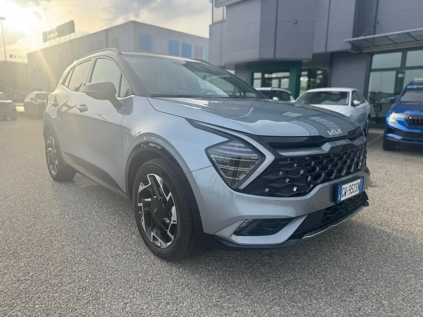 Kia Sportage 1.6 TGDi PHEV AWD AT GT-line Grau - 2
