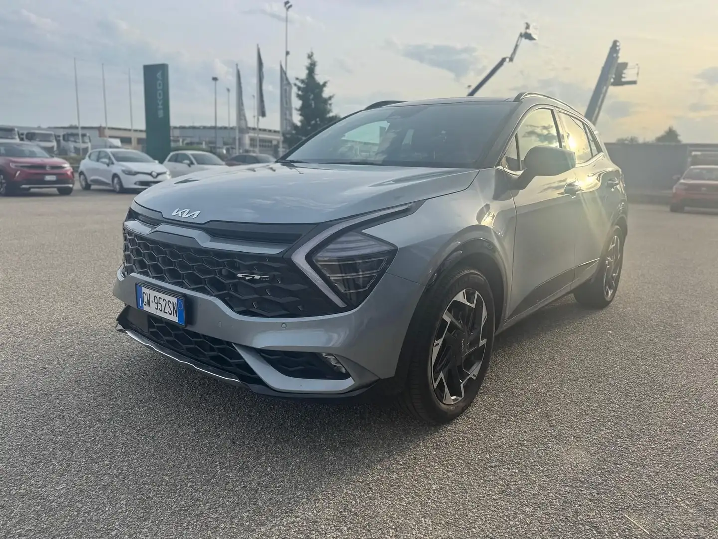 Kia Sportage 1.6 TGDi PHEV AWD AT GT-line Grau - 1