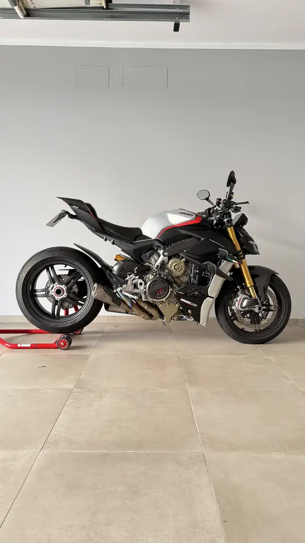 Ducati Streetfighter V4 SP Negro - 2