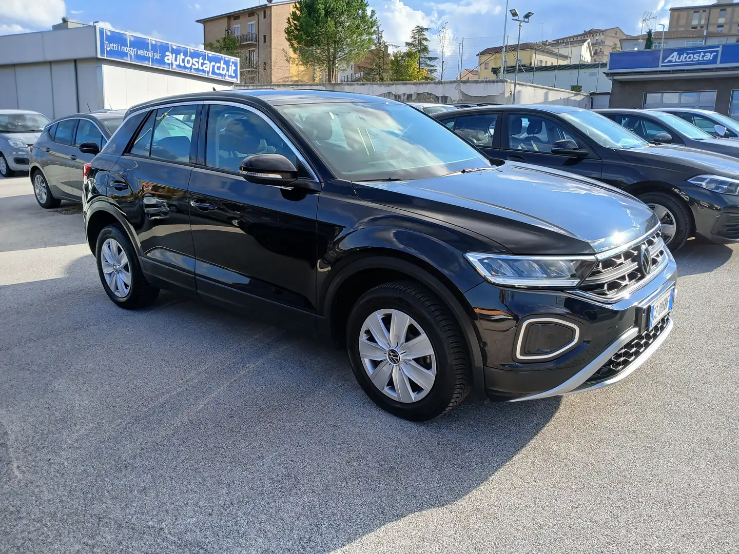 Volkswagen T-Roc VW T ROC 1.0 TSI 110CV LIFE 6 MARCE BENZINA 2022 Nero - 2
